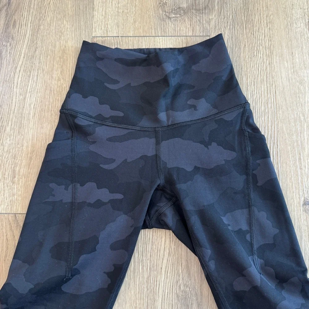 Lululemon Heritage 365 Camo High Rise Leggings with Pockets Black Grey Size 0